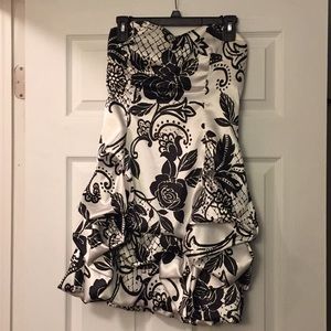 Short black and white dress